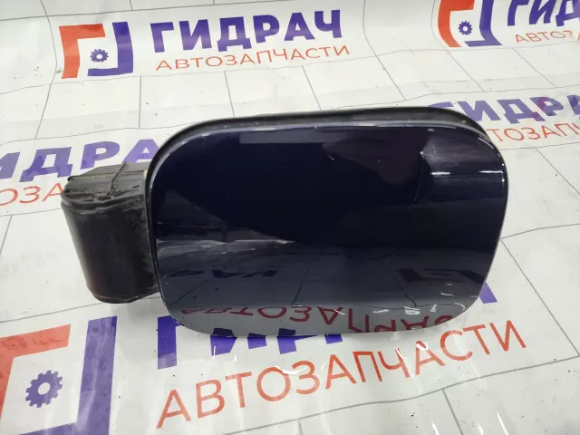 Лючок бензобака Hyundai Genesis 695103M000
