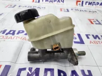 Цилиндр тормозной главный Hyundai Genesis 585103M000