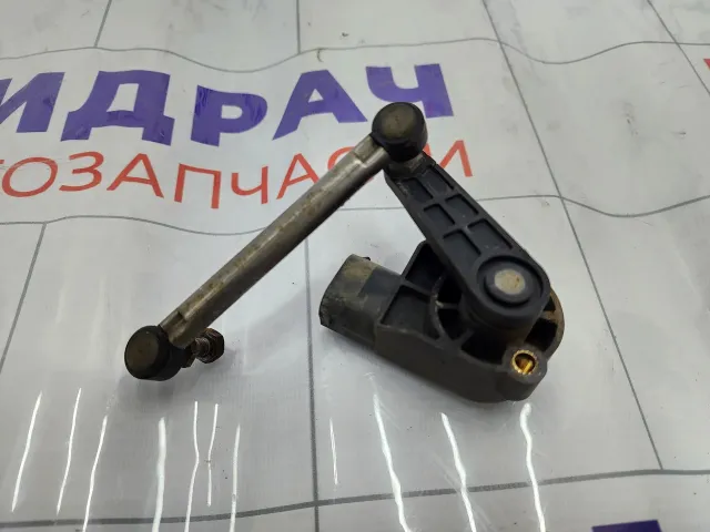 Датчик регулировки дорожного просвета Hyundai Genesis 558323M000