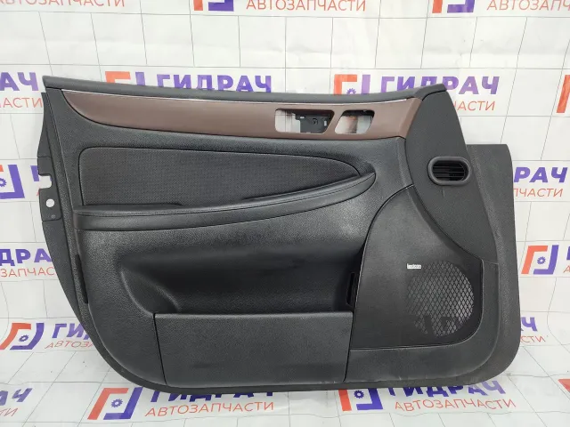 Обшивка двери передней левой Hyundai Genesis 823013M240