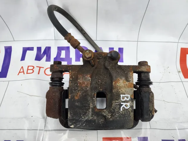 Суппорт тормозной задний правый Hyundai Genesis 582303M110