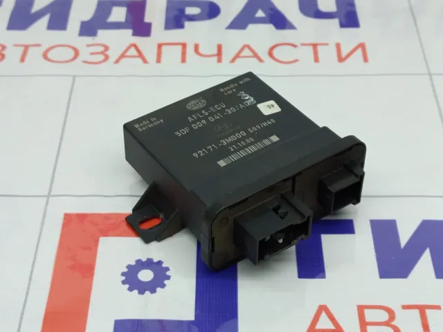 Блок управления светом Hyundai Genesis 921713M000