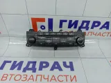 Блок управления магнитолой Hyundai Genesis 961103M250GV