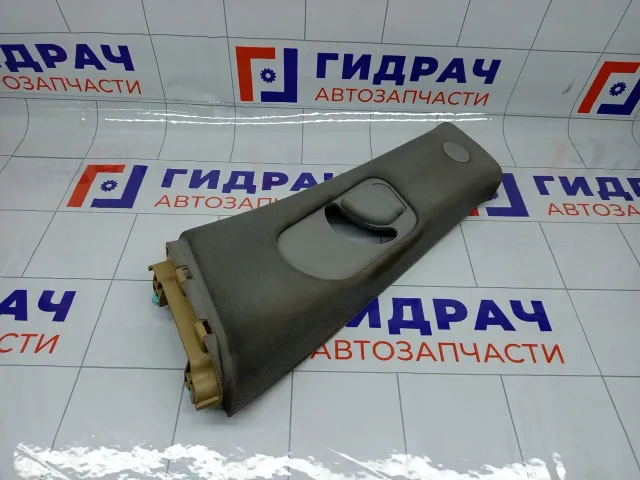 Обшивка стойки средней левой верхняя Hyundai Genesis