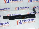 Накладка порога внутренняя передняя правая Hyundai Genesis 858813M000BR