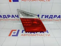 Фонарь задний внутренний левый Hyundai Genesis 924033M020