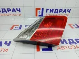 Фонарь задний внутренний левый Hyundai Genesis 924033M020