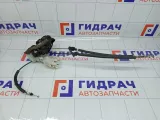Замок двери задней правой Hyundai Genesis 814203M000
