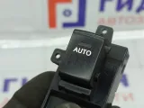 Кнопка стеклоподъемника задняя Hyundai Genesis 935803M400A4