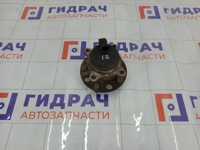 Ступица передняя правая Hyundai Genesis 517503M000