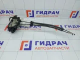 Замок двери передней левой Hyundai Genesis 813103M000