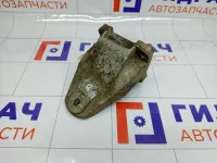 Кронштейн опоры двигателя правый Hyundai Genesis 218153M050