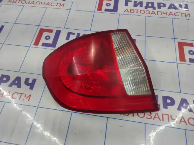 Фонарь задний левый Hyundai Getz 92401-1C510. Дефекты.