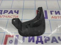 Брызговик передний правый Hyundai Getz 86832-1C000. Дефект.
