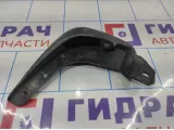 Брызговик передний правый Hyundai Getz 86832-1C000. Дефект.