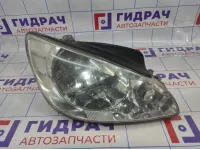 Фара правая Hyundai Getz 92102-1C500.