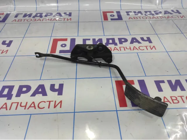 Педаль газа Hyundai Getz 32700-1C000.