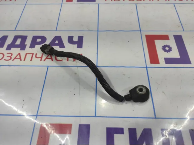 Датчик детонации Hyundai Getz 39250-26600.