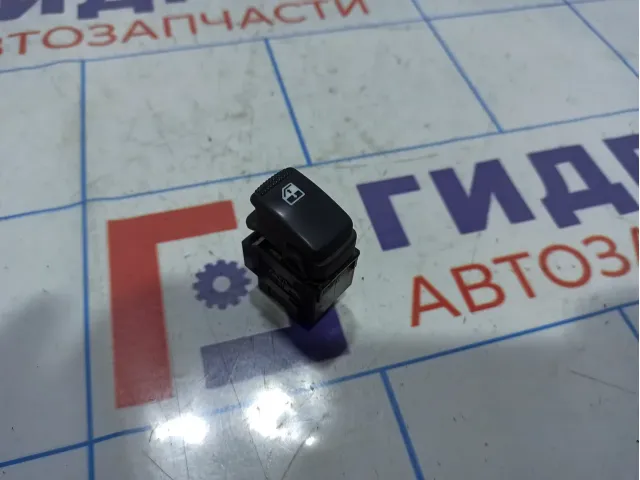 Кнопка стеклоподъемника Hyundai Getz 93580-1C000