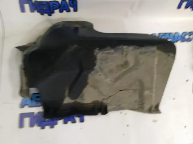 Пыльник двигателя Hyundai Getz GL 1.4