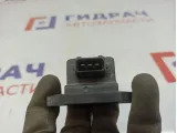 Датчик ускорения Hyundai Getz 39360-22040.