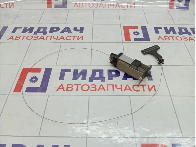 Активатор замка крышки бензобака Hyundai Grand Starex/Starex H1 (TQ) 957204H000