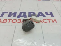 Кнопка открывания лючка бензобак Hyundai Grand Starex/Starex H1 (TQ) 935554H010KD