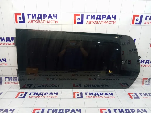 Стекло кузовное (форточка) открывающееся левое Hyundai Grand Starex/Starex H1 (TQ) 878304H031