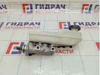 Цилиндр тормозной главный Hyundai Grand Starex/Starex H1 (TQ) 585104H350