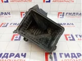 Корпус воздушного фильтра нижний Hyundai Grand Starex/Starex H1 (TQ) 281124H000