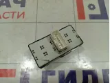 Блок управления стеклоподъемниками Hyundai Grand Starex (TQ) 93571-4H110