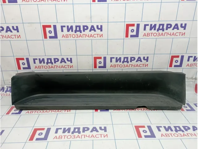Накладка ступеньки задней правой Hyundai Grand Starex (TQ) 858764H000WK