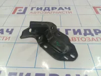 Крепление ролика сдвижной двери левой нижнее Hyundai Grand Starex (TQ)