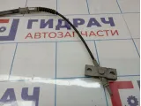 Трос стояночного тормоза центральный Hyundai Grand Starex (TQ) 59750-4H000