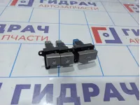 Блок кнопок Hyundai Grand Starex (TQ) 933304H000KL
