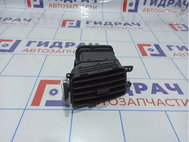 Дефлектор воздушный центральный левый Hyundai Grand Starex (TQ) 974504H000WK