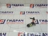 Активатор замка крышки бензобака Hyundai Grand Starex (TQ) 95720-4H000