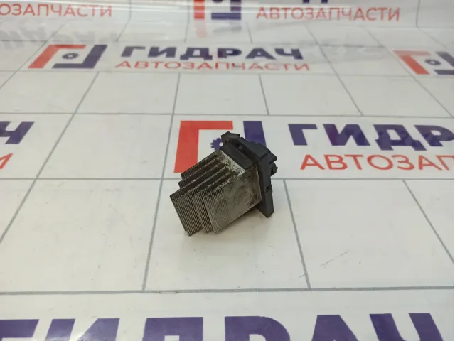 Резистор отопителя Hyundai Grand Starex (TQ) 97235-3K000