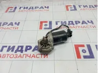 Моторчик стеклоочистителя переднего Hyundai Grand Starex/Starex H1 981104H000