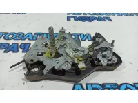 Механизм замка двери сдвижной левый Hyundai Grand Starex TQ-2 814404H050.