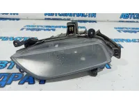 Фара противотуманная правая Hyundai Grand Starex TQ-2 922024H000.