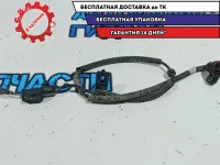 Датчик ABS задний левый Hyundai Grand Starex TQ-2 956804H100.