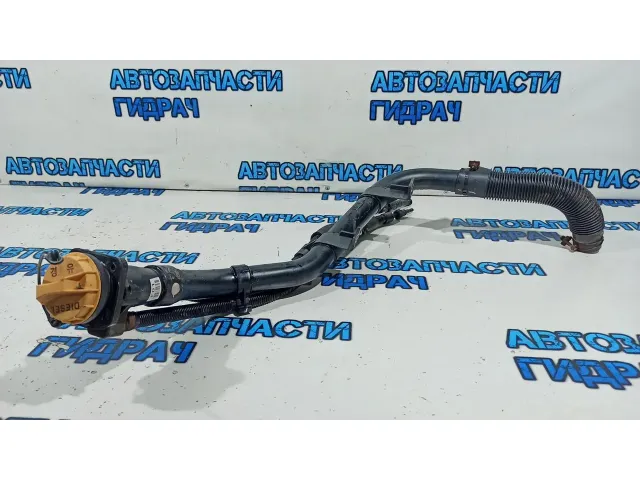 Горловина топливного бака Hyundai Grand Starex TQ-2 310304H000.