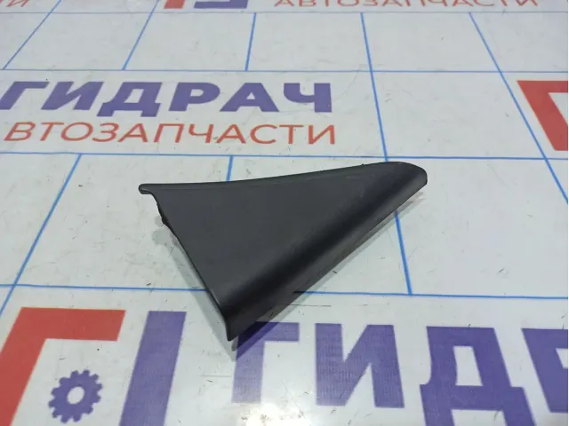 Накладка двери задней левой Hyundai Grandeur (TG) 83910-3L000