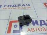 Кнопка стеклоподъемника заднего правого Hyundai Grandeur (TG) 935803L100K7