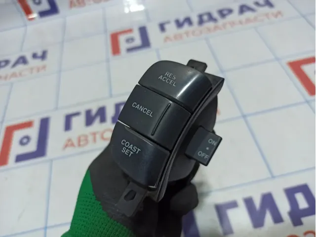 Блок кнопок в рулевое колесо правый Hyundai Grandeur (TG) 967003L011WK