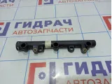 Рейка топливная (рампа) правая Hyundai Grandeur (TG) 35304-3C300