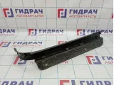 Накладка порога внутренняя передняя правая Hyundai Grandeur (TG) 858813L001WK