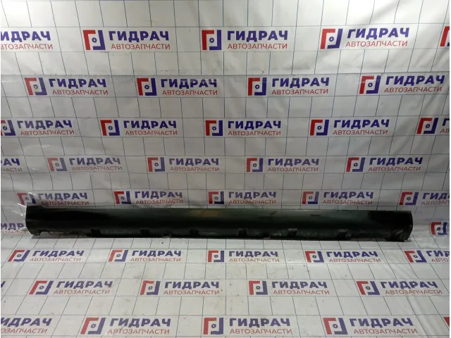 Накладка на порог наружная правая Hyundai Grandeur (TG) 87752-3L000