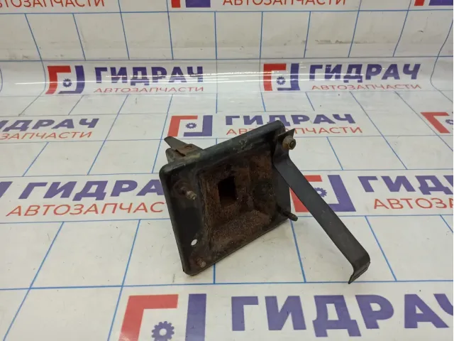 Кронштейн усилителя заднего бампера правый Hyundai Grandeur (TG) 86642-3L000